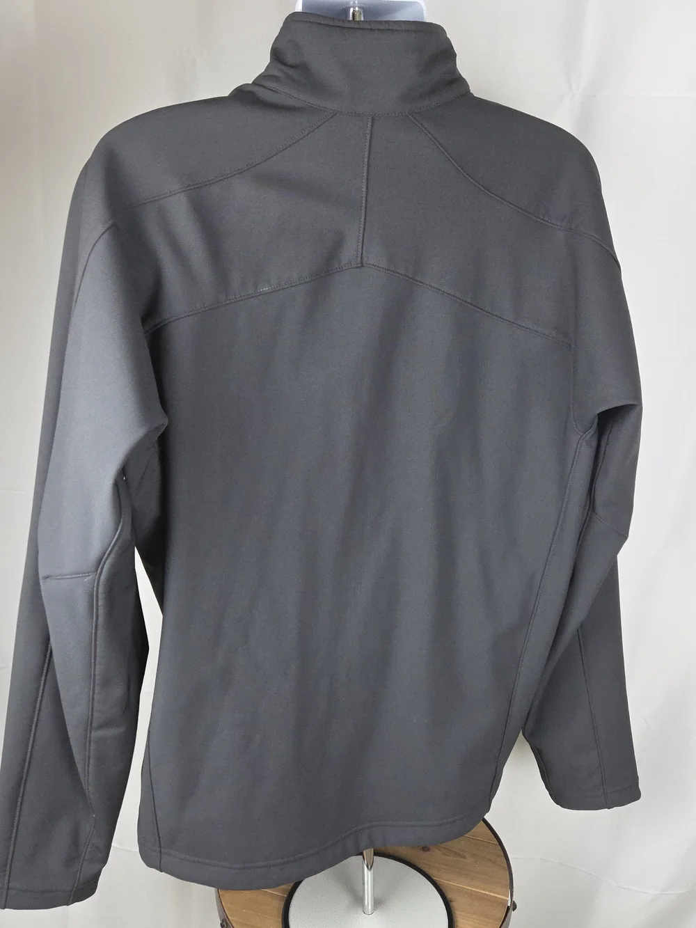 REI Men's XL ... Black Not Grey..New, Never Worn no Tags .